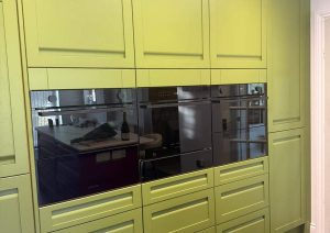 V18 Tower bank bespoke